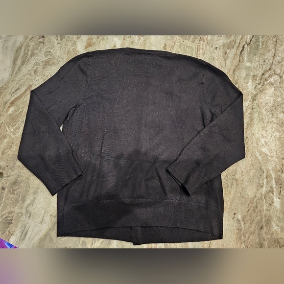 Chico’s Travelers Black Cowl Neck Long Sleeve Top Size 2 (L) Wrinkle-Resistant - Picture 2 of 8